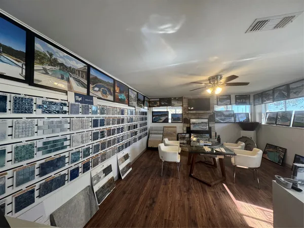 $2,500 | 5300 Highway 290, Dripping Springs, TX 78620