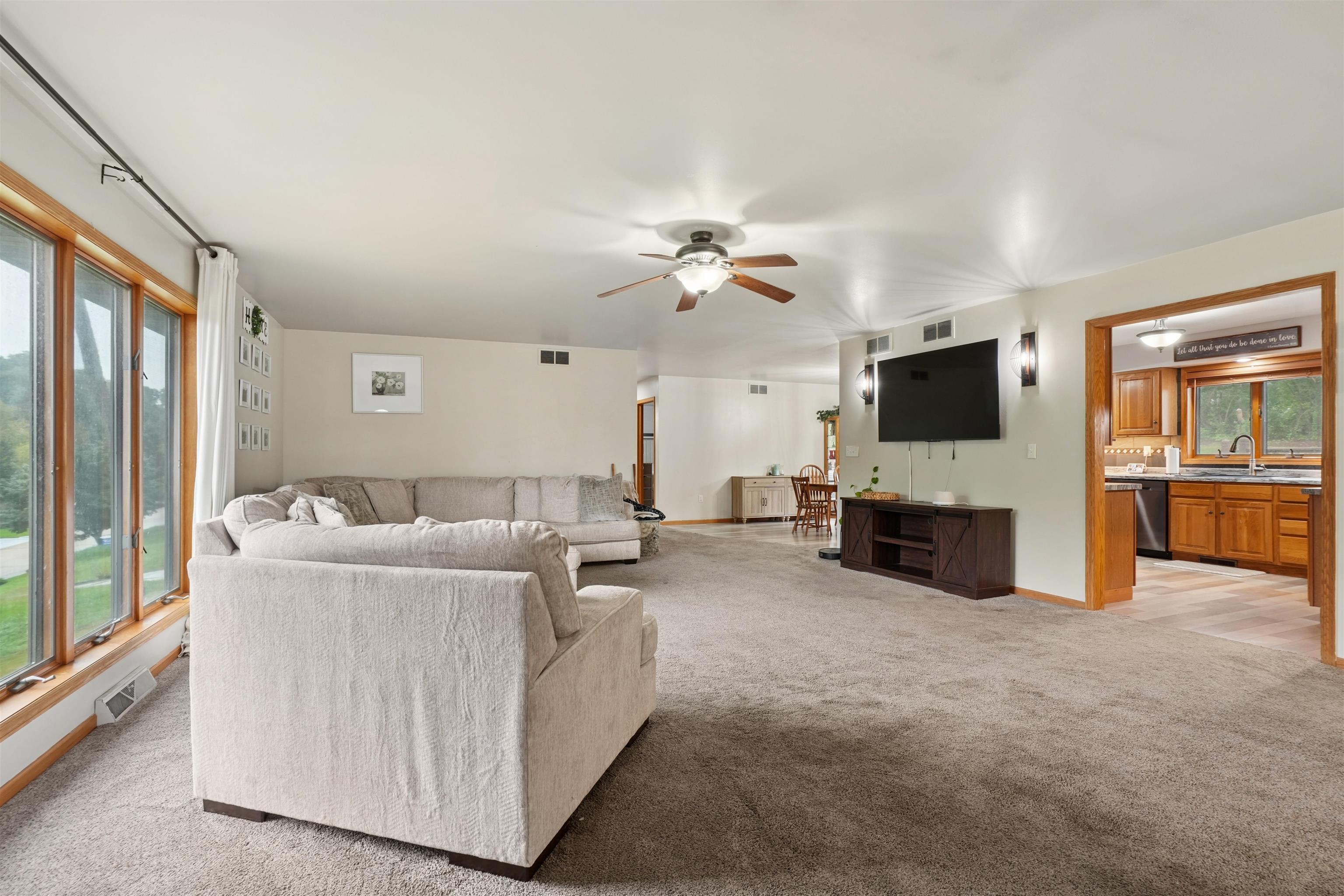 675 Pyrite Road Platteville, WI 53818 - Photo 11 of 48 Gallery Image 11