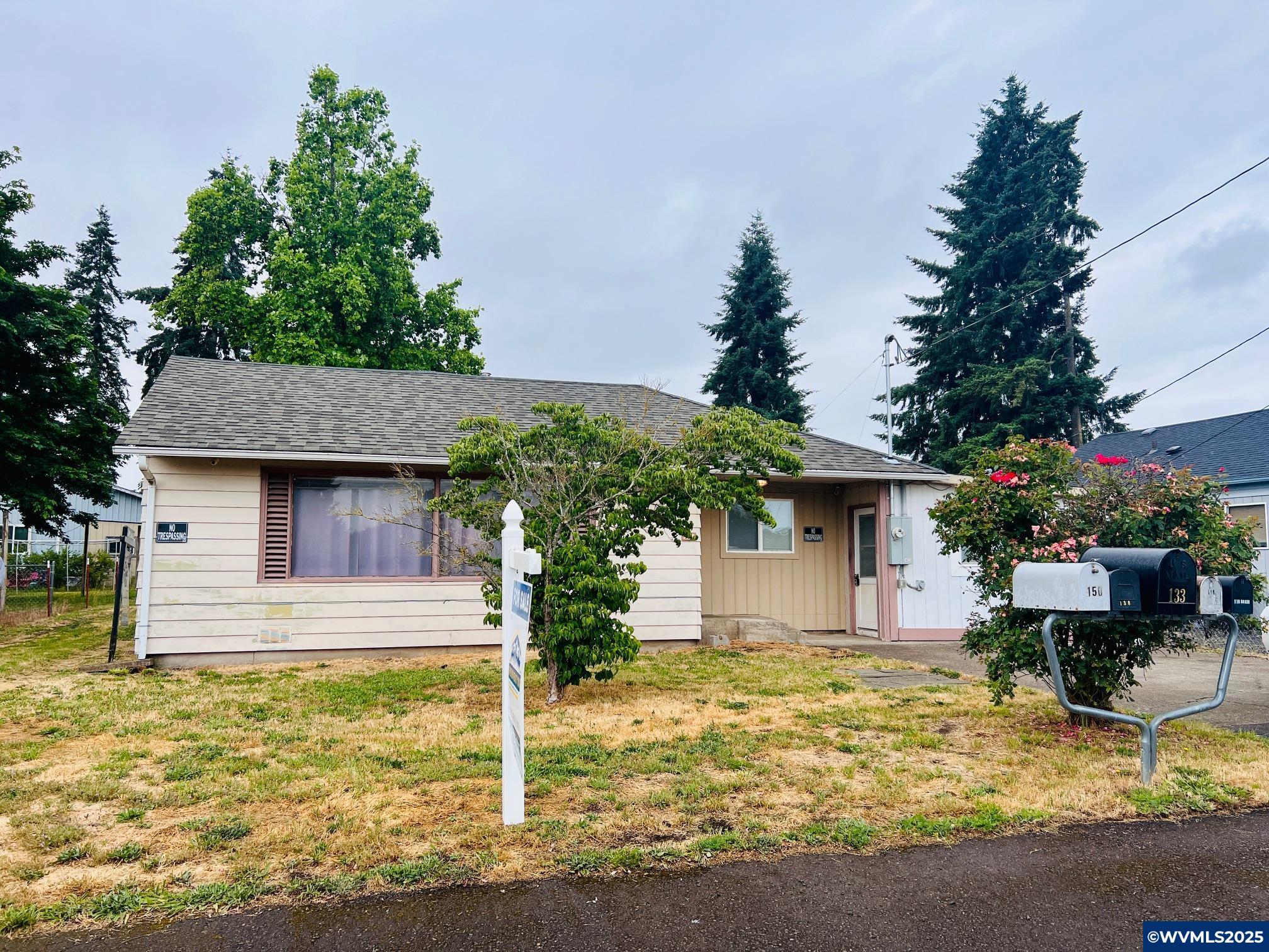 133 Hobbs Street Lebanon, OR 97355 - Photo 1 of 36 Gallery Image 1