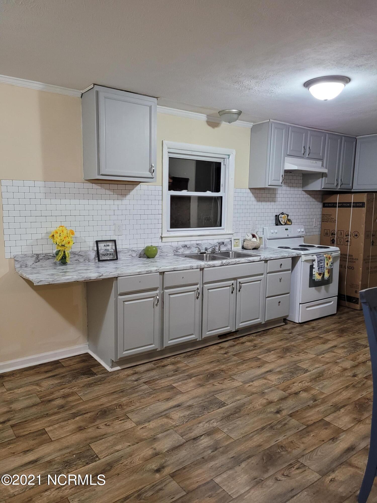 4323 Englishtown Road Willard, NC 28478 - Photo 5 of 15 20211010_203038