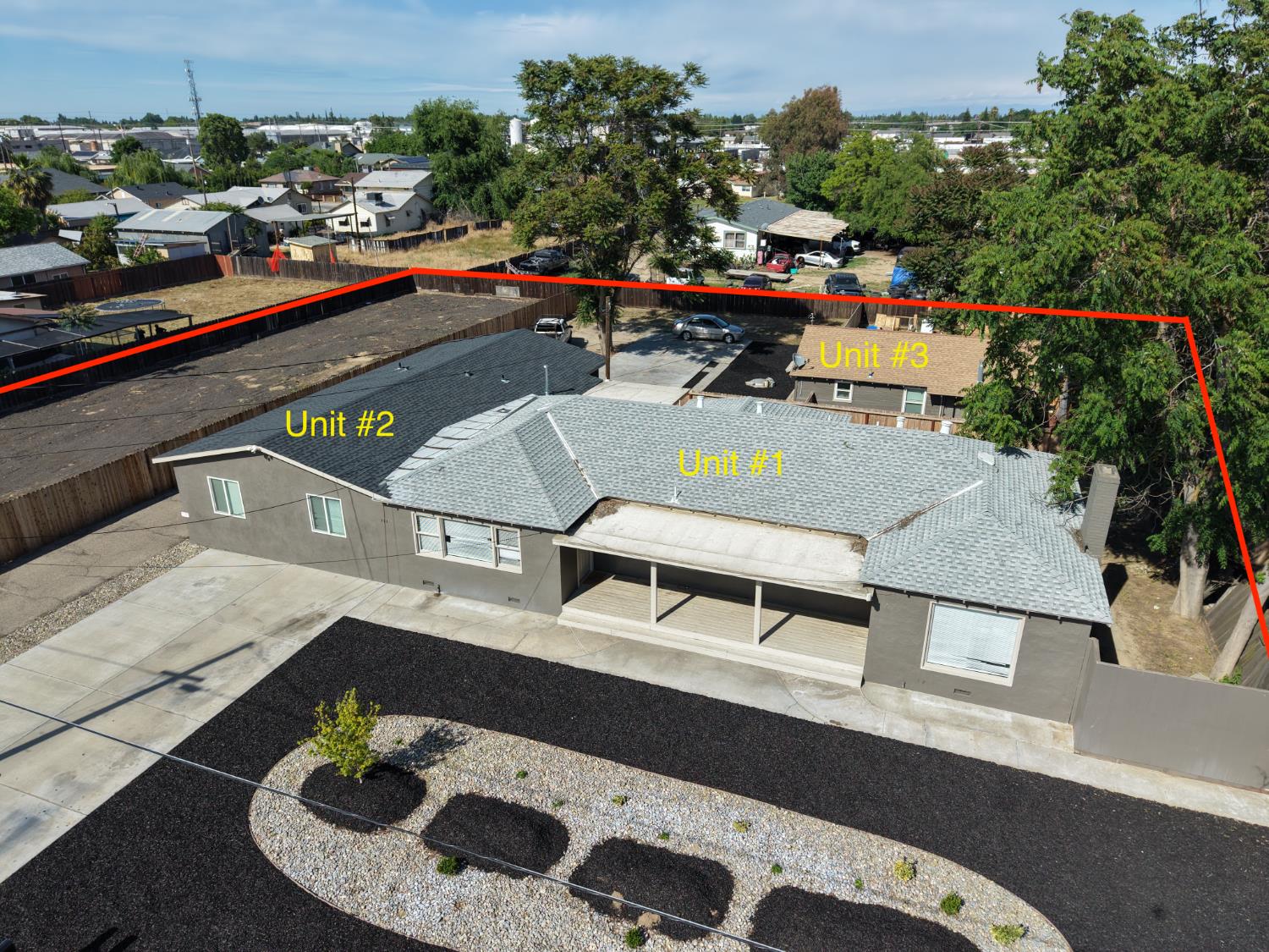 917 9th Street Turlock, CA 95380 - Photo 1 of 34