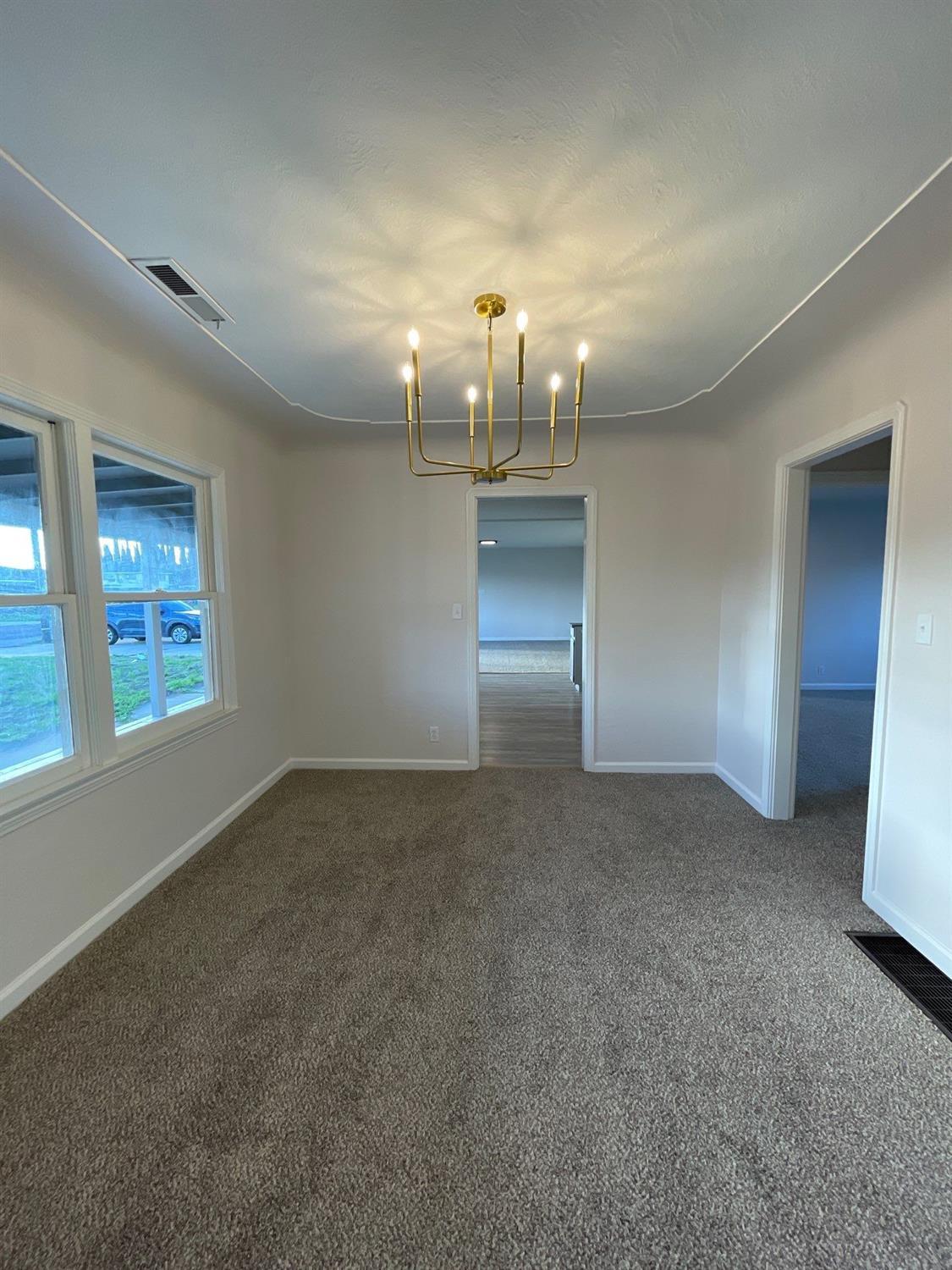 917 9th Street Turlock, CA 95380 - Photo 13 of 34