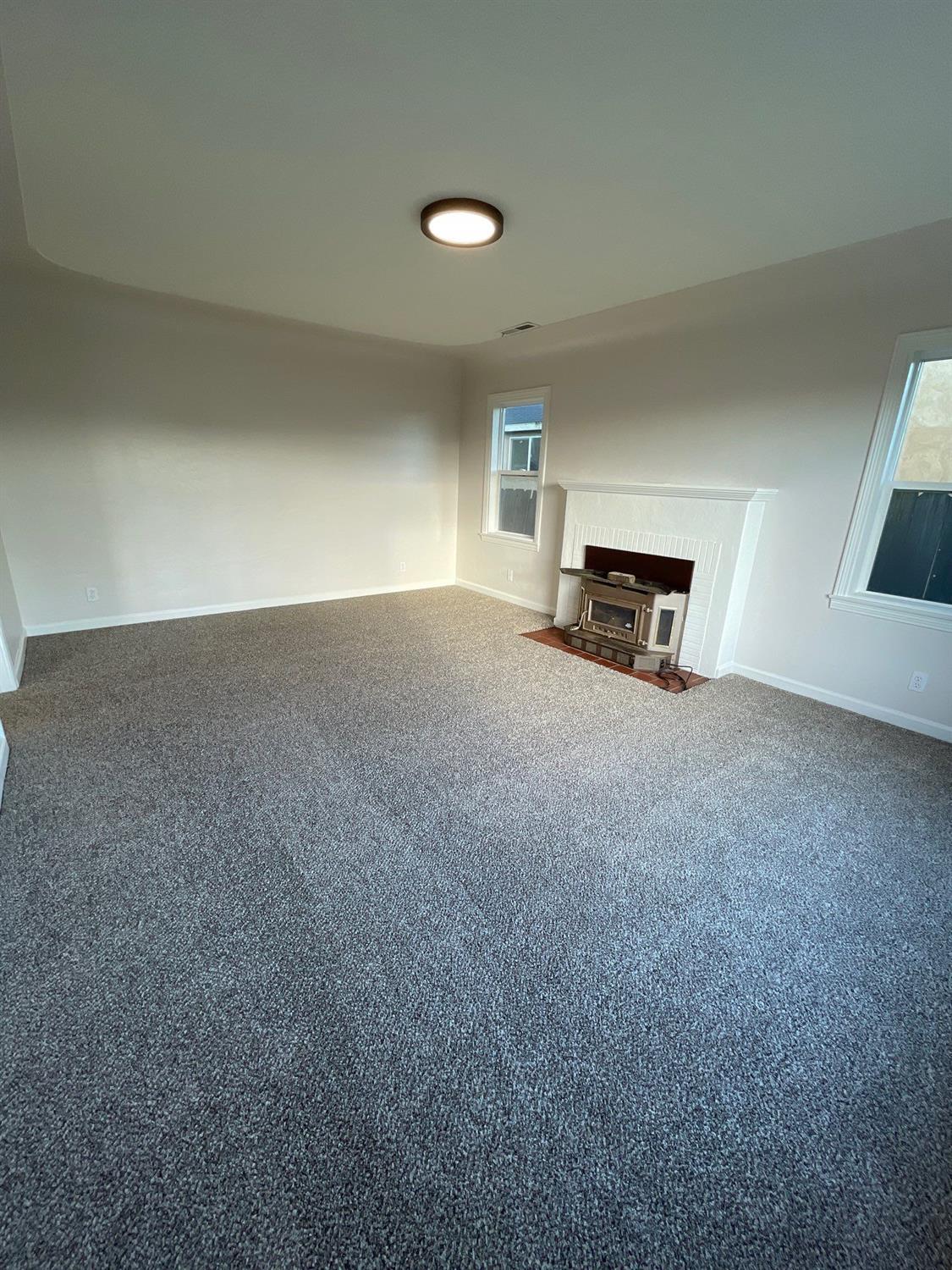 917 9th Street Turlock, CA 95380 - Photo 14 of 34