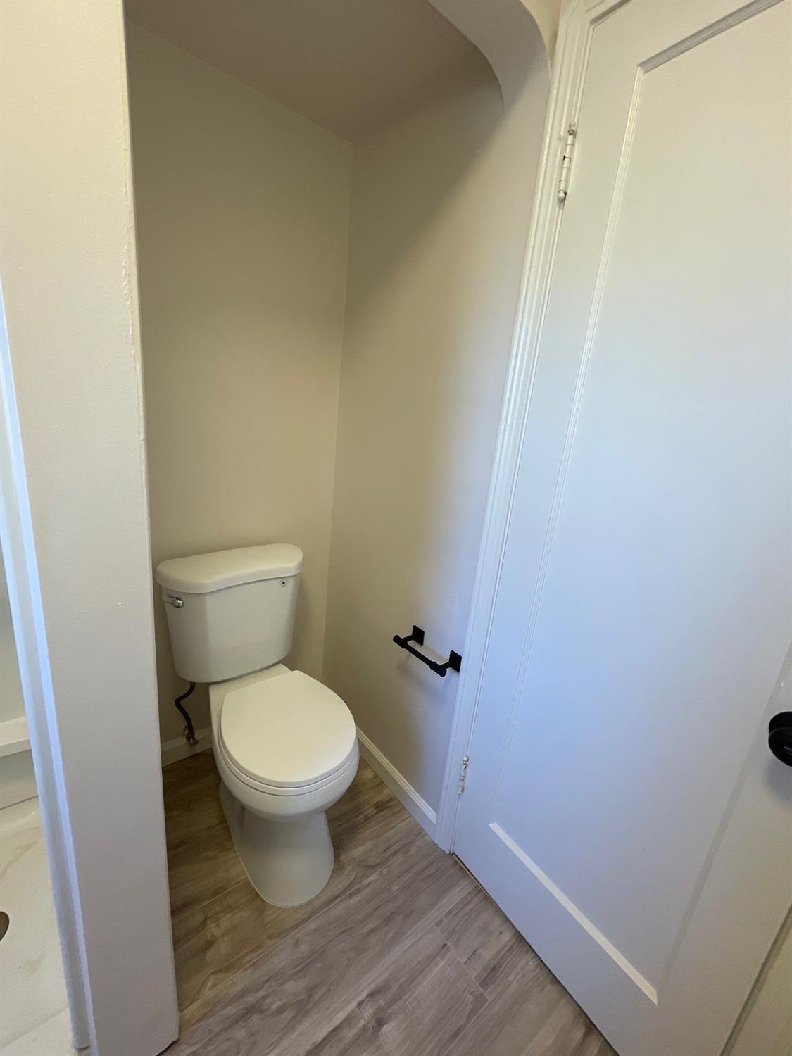 917 9th Street Turlock, CA 95380 - Photo 17 of 34