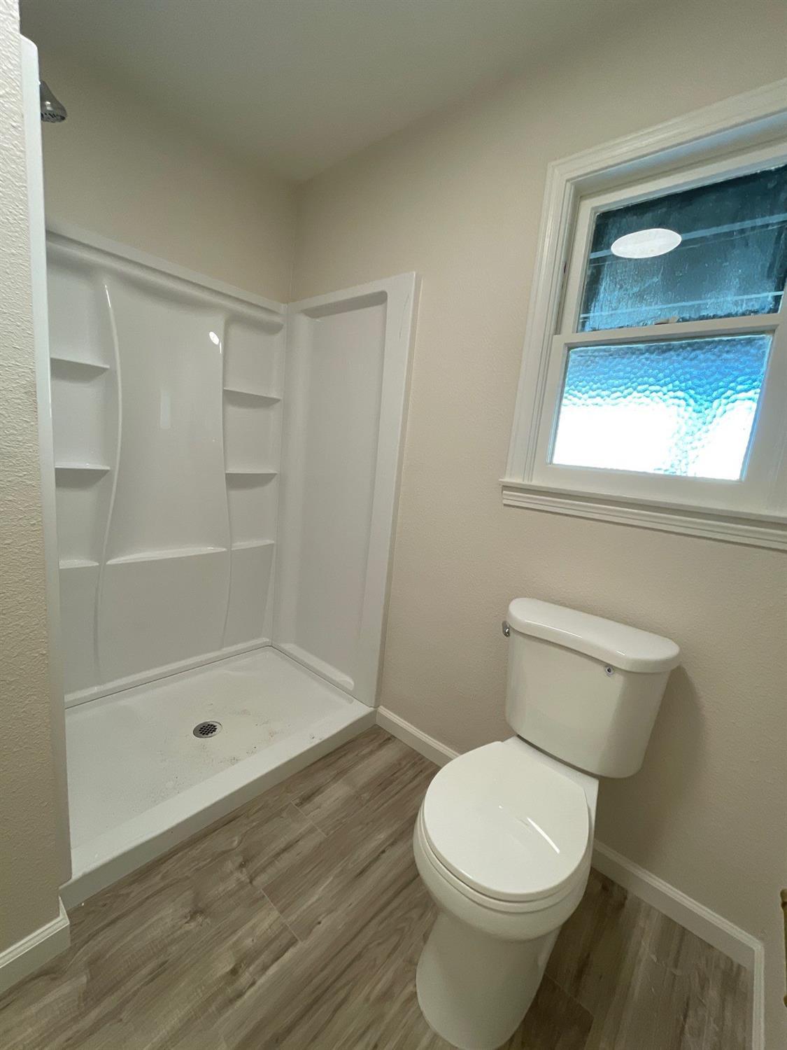 917 9th Street Turlock, CA 95380 - Photo 23 of 34