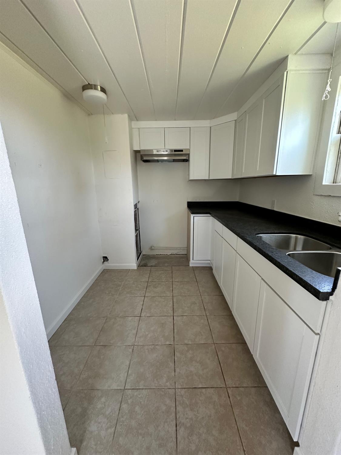 917 9th Street Turlock, CA 95380 - Photo 25 of 34