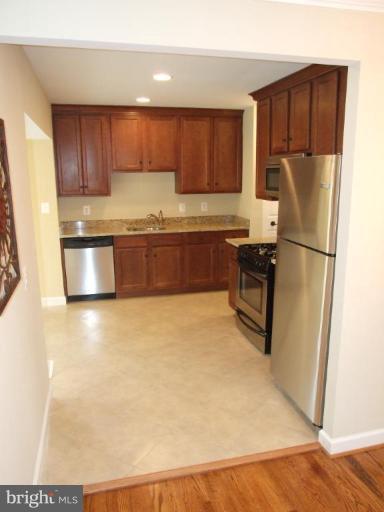 11111 Bucknell Drive Silver Spring, MD 20902 - Photo 4 of 12 Kitchen