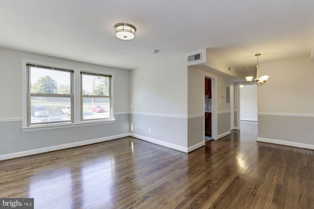 $220,000 | 4402 1st Place Northeast, Unit 24, Washington, DC 20011