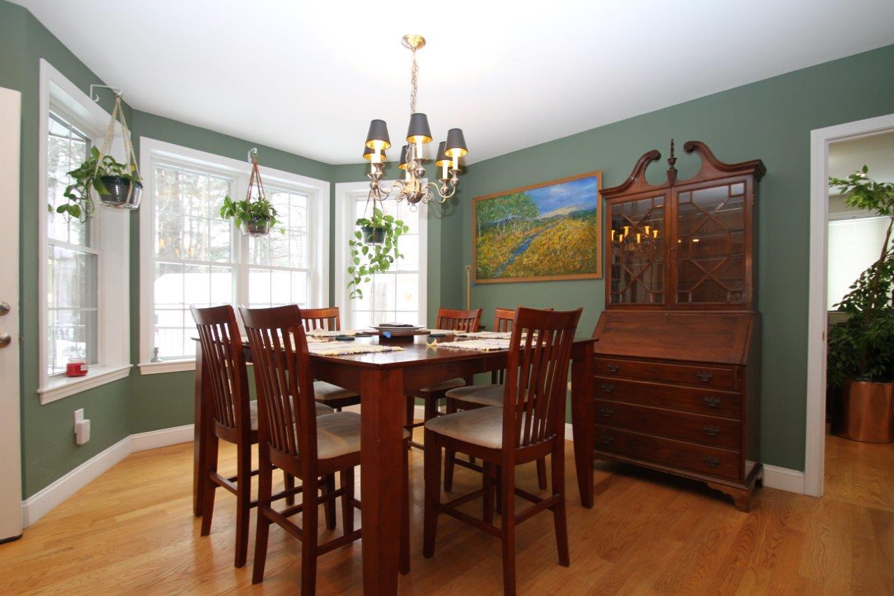 95 Tsienneto Road Derry, NH 03038 - Photo 15 of 40