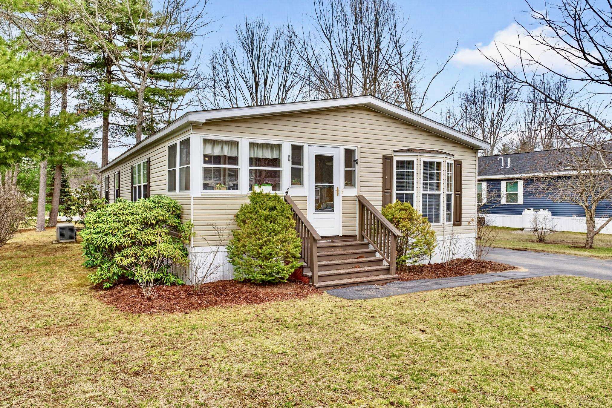 166 Eagle Drive Rochester, NH 03868 - Photo 3 of 35