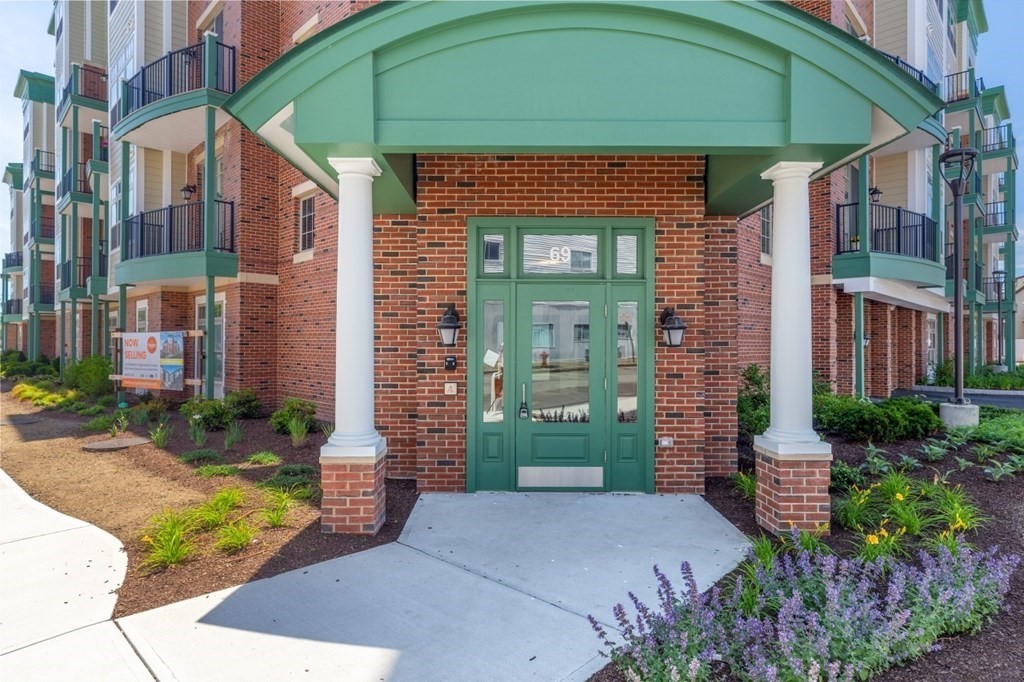 69 Foundry Street, Unit 506 Wakefield, MA 01880 - Photo 12 of 24