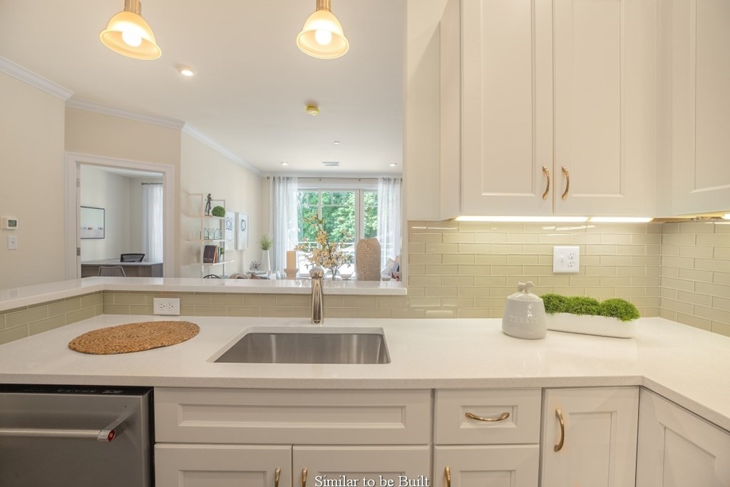 69 Foundry Street, Unit 506 Wakefield, MA 01880 - Photo 3 of 24