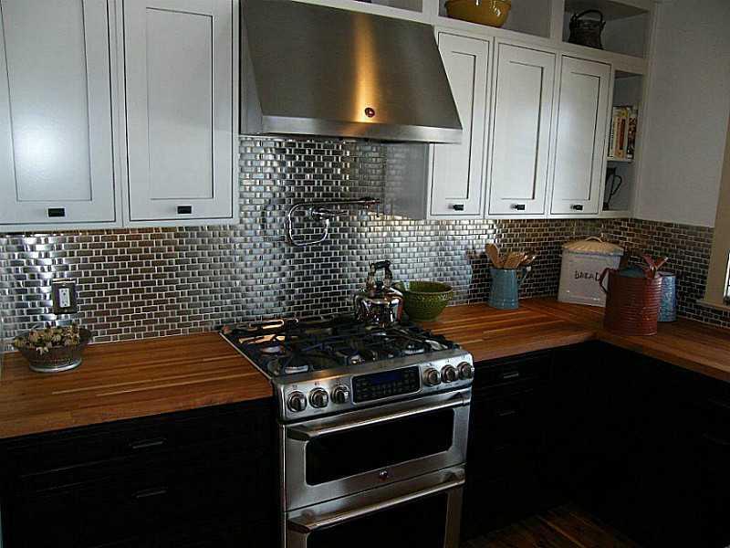 620 Dutch Neck Road Waldoboro, ME 04572 - Photo 14 of 34 Kitchen. Double Oven Gas Range