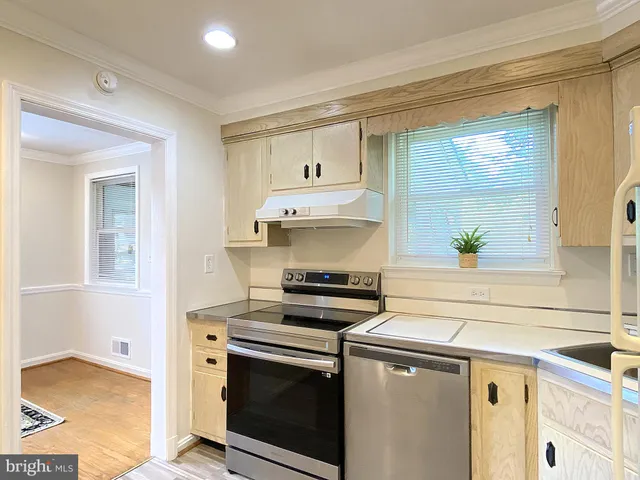 $950,000 | 8502 Donnybrook Drive, Chevy Chase, MD 20815