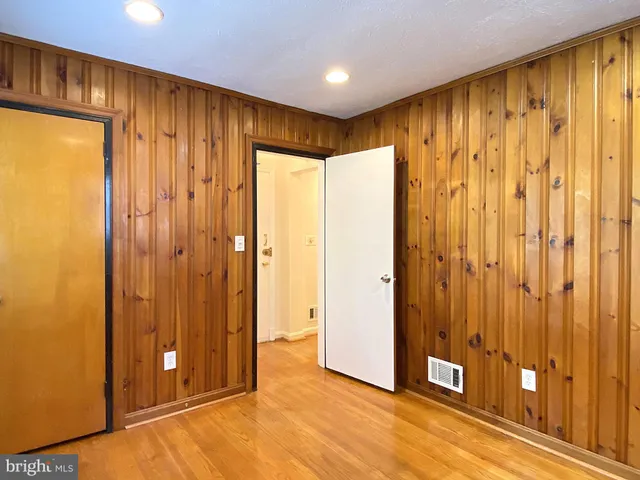 $950,000 | 8502 Donnybrook Drive, Chevy Chase, MD 20815