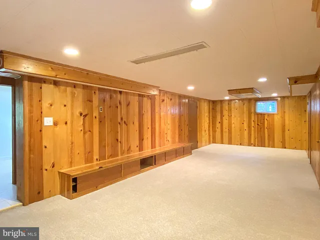 $950,000 | 8502 Donnybrook Drive, Chevy Chase, MD 20815