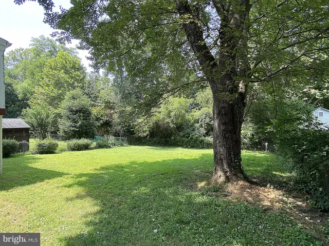 $950,000 | 8502 Donnybrook Drive, Chevy Chase, MD 20815