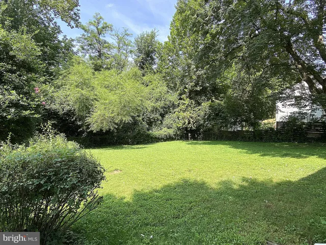 $950,000 | 8502 Donnybrook Drive, Chevy Chase, MD 20815