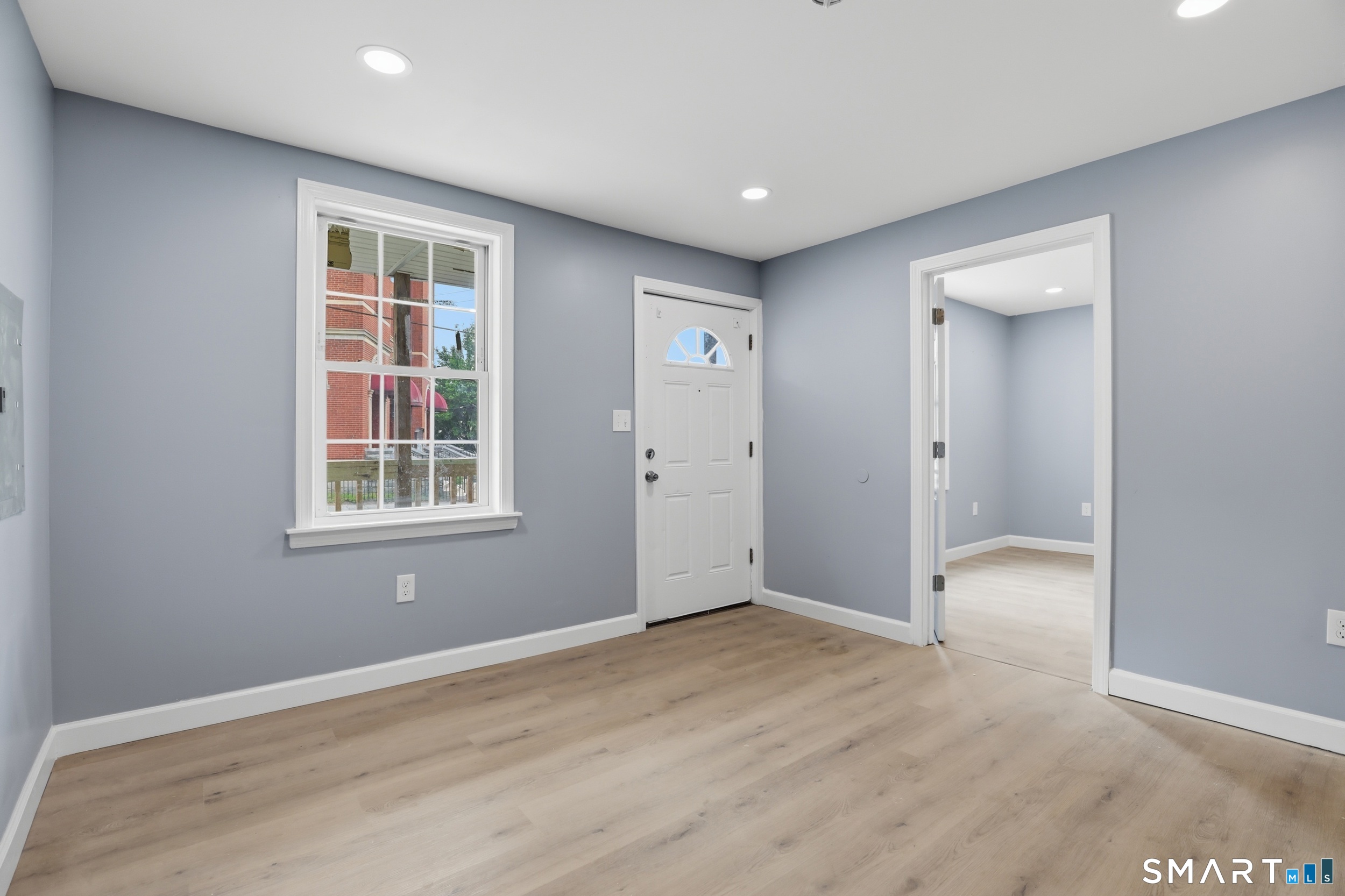 33 Congress Avenue Waterbury, CT 06708 - Photo 21 of 29