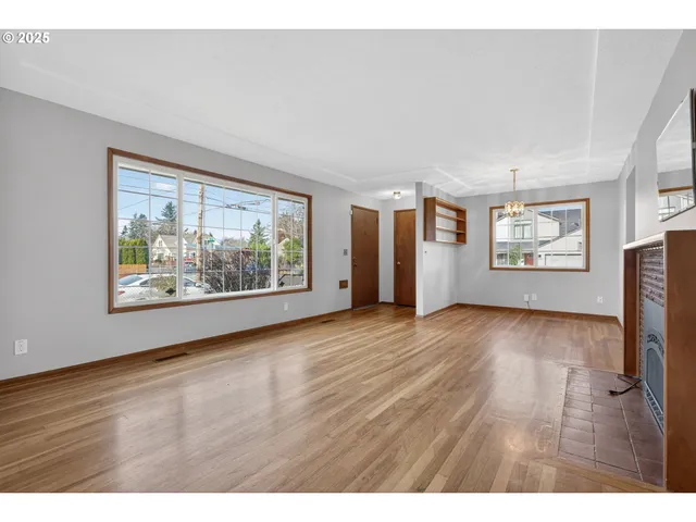 $445,000 | 5306 Southeast 64th Avenue, Portland, OR 97206