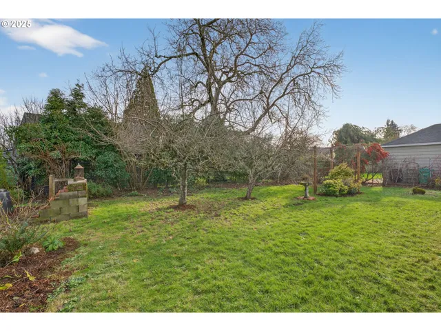 $445,000 | 5306 Southeast 64th Avenue, Portland, OR 97206