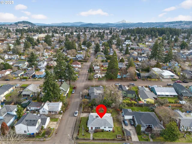 $445,000 | 5306 Southeast 64th Avenue, Portland, OR 97206