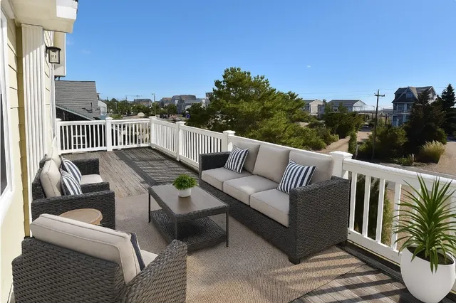 $1,349,000 | 432 Atlantic Avenue, Westerly, RI 02891