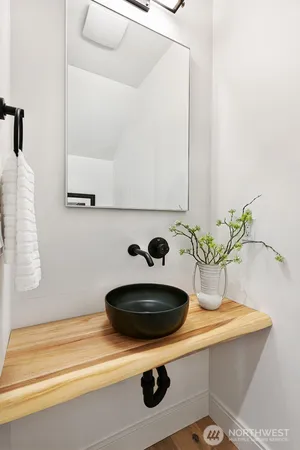 $549,000 | 2006 B 19th Avenue South, Seattle, WA 98144