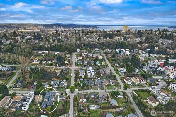 $549,000 | 2006 B 19th Avenue South, Seattle, WA 98144