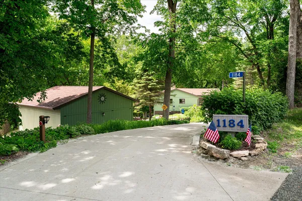 $549,900 | 1184 Crescent Hills Drive, La Crescent, MN 55947