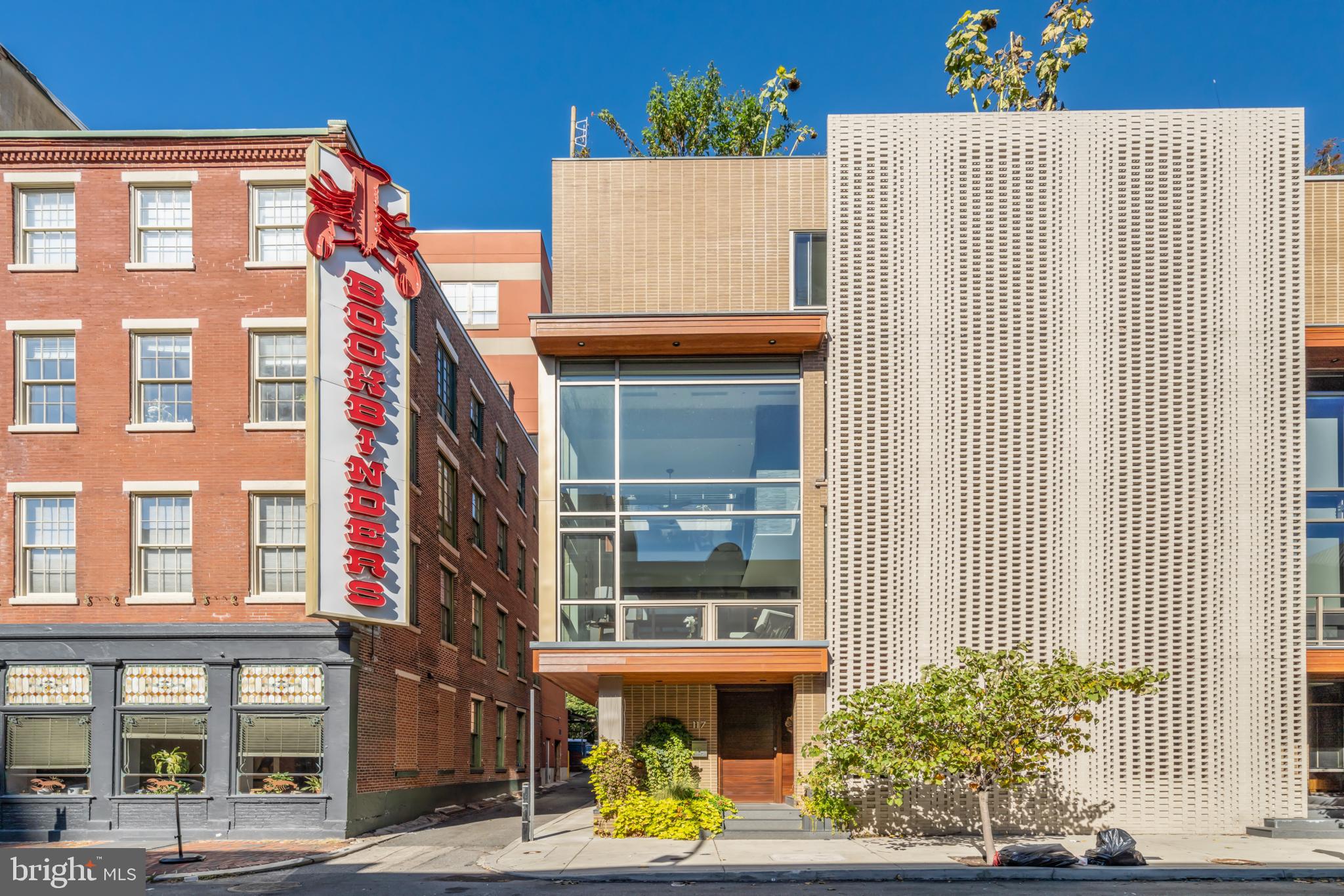 117 Walnut Street, Philadelphia, PA 19106 Compass