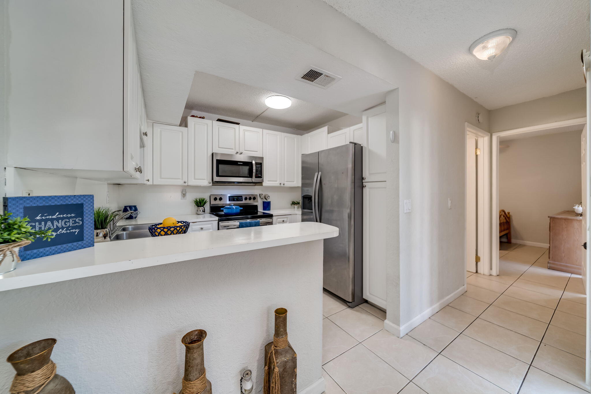 8224 Severn Drive, Unit B Boca Raton, FL 33433 - Photo 12 of 59 MichelleandJulli - BanyanLakes