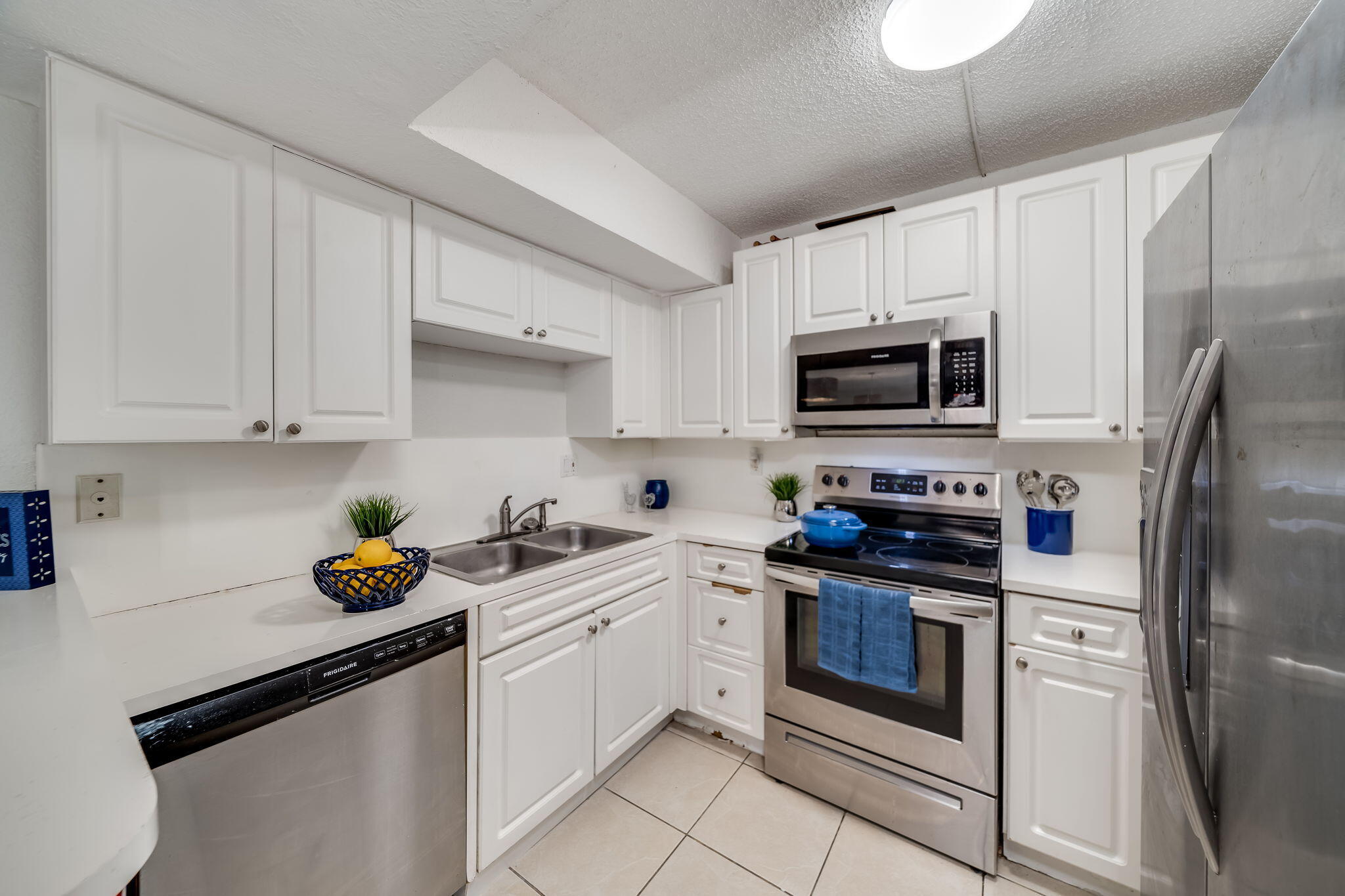 8224 Severn Drive, Unit B Boca Raton, FL 33433 - Photo 13 of 59 MichelleandJulli - BanyanLakes