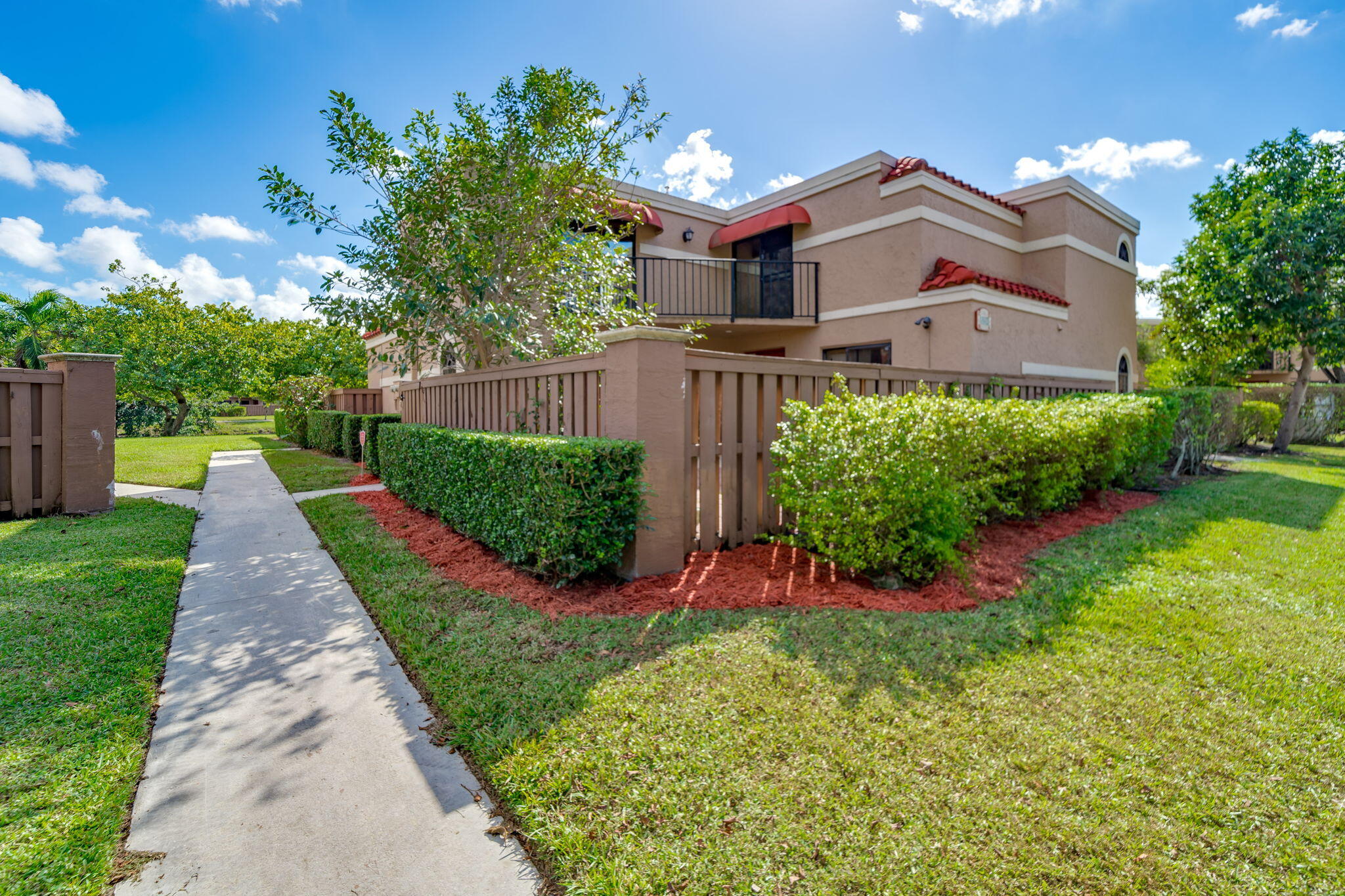 8224 Severn Drive, Unit B Boca Raton, FL 33433 - Photo 2 of 59 MichelleandJulli - BanyanLakes