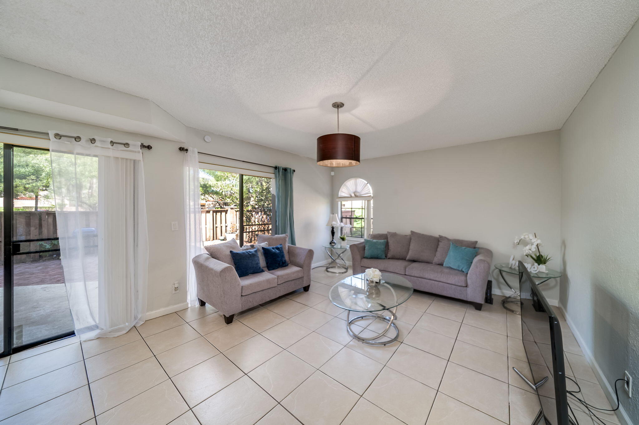 8224 Severn Drive, Unit B Boca Raton, FL 33433 - Photo 9 of 59 MichelleandJulli - BanyanLakes