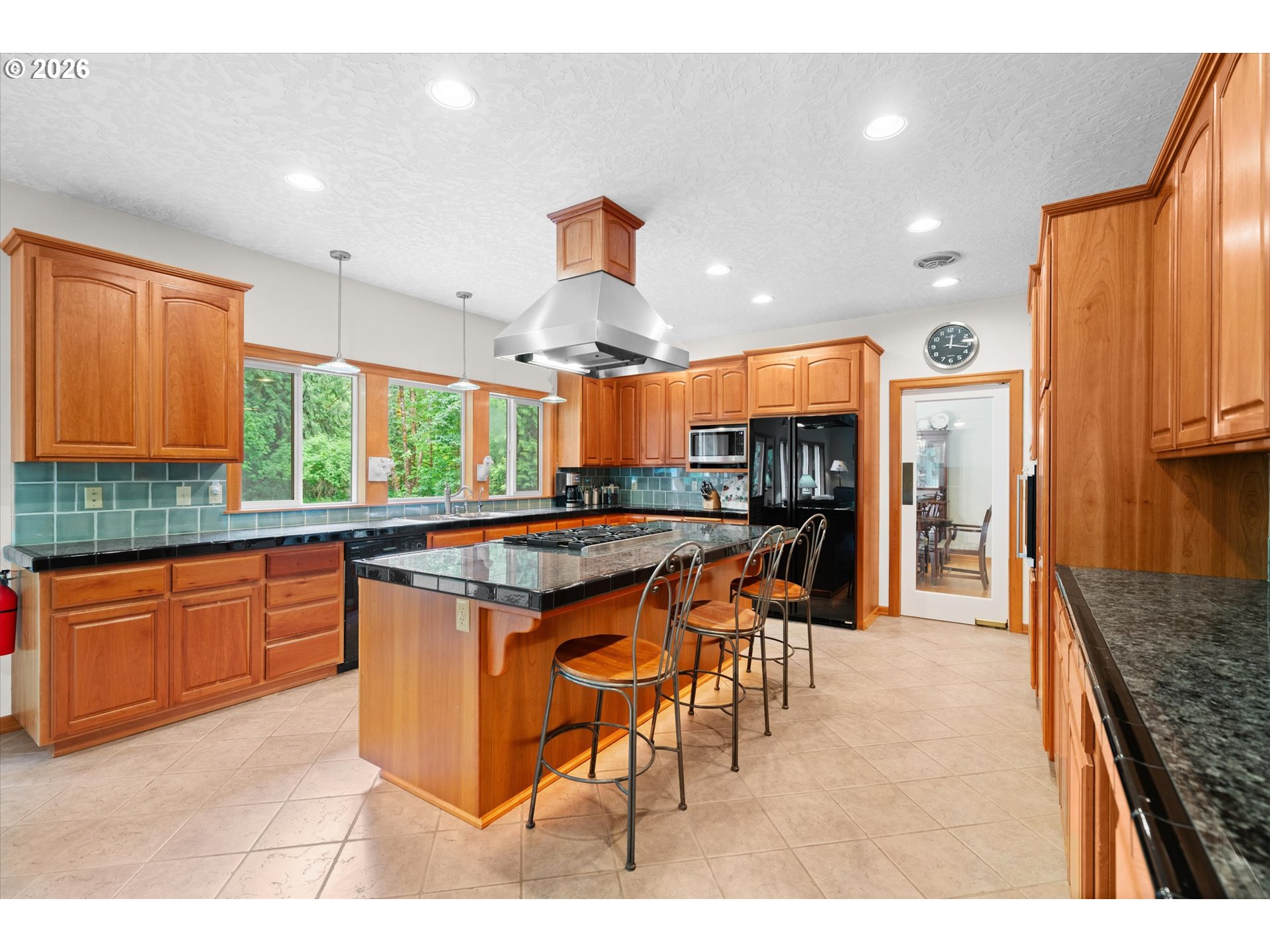 19209 South Ridge Road Oregon City, OR 97045 - Photo 8 of 45 Kitchen