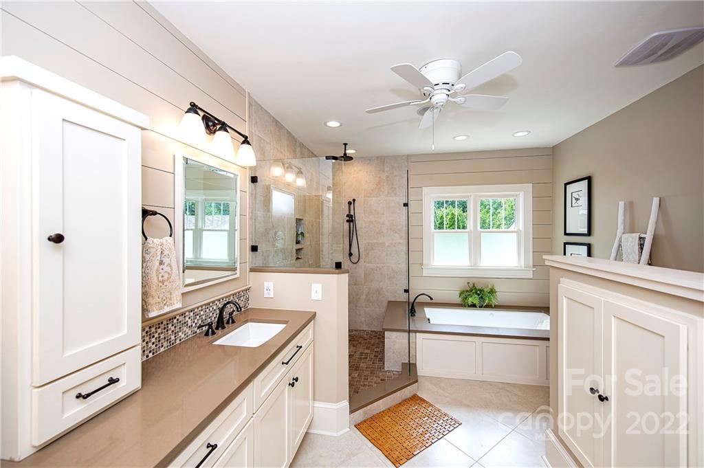 5963 Johnson Road Lake Wylie, SC 29710 - Photo 16 of 39 Gallery Image 16