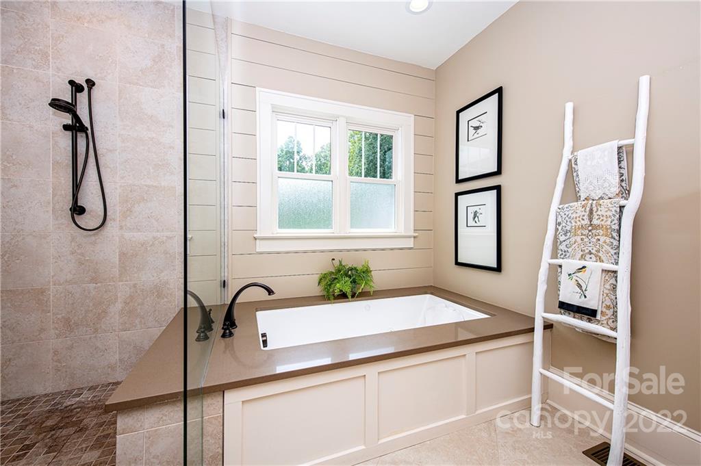 5963 Johnson Road Lake Wylie, SC 29710 - Photo 17 of 39 Gallery Image 17