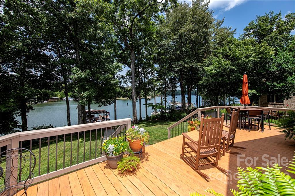 5963 Johnson Road Lake Wylie, SC 29710 - Photo 31 of 39 Gallery Image 31