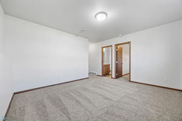 $269,000 | 1236 South Beach Way, West Fargo, ND 58078