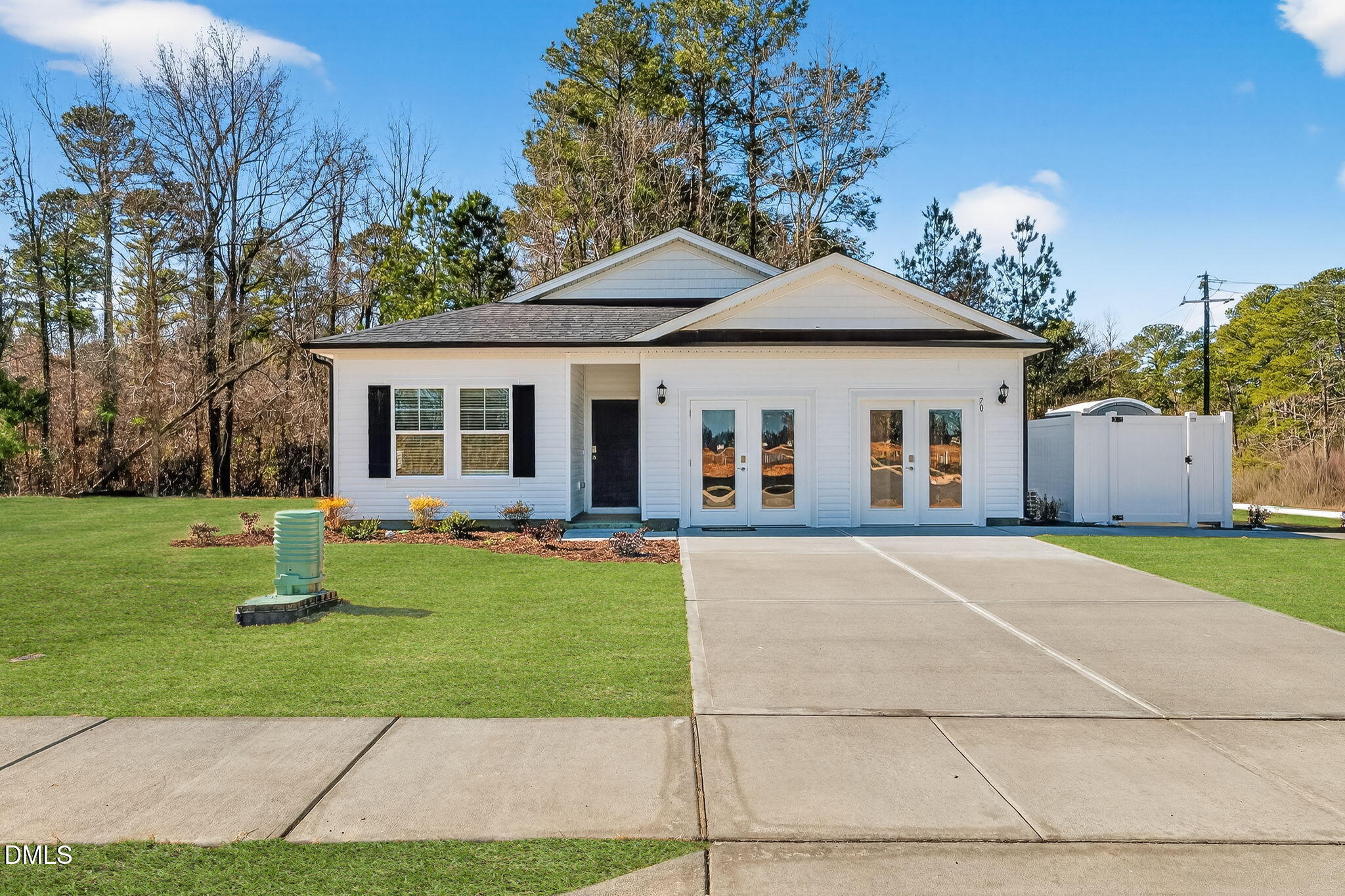 70 Muscovy Drive Four Oaks, NC 27524 - Photo 1 of 31 MODEL_Retreat_70 Muscovy Dr_Lot 03 (1)