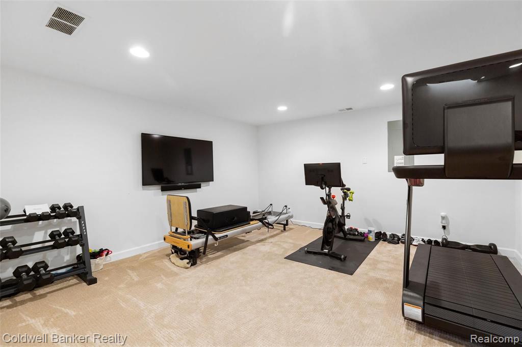 1555 Ruffner Avenue Birmingham, MI 48009 - Photo 26 of 29