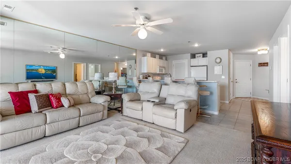 $337,500 | 28624 Gravois Village Lane, Unit 1301, Rocky Mount, MO 65072