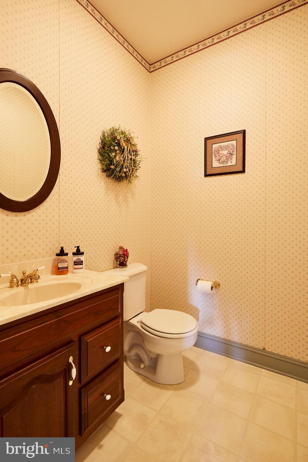 1134 Elephant Road Perkasie, PA 18944 - Photo 30 of 56