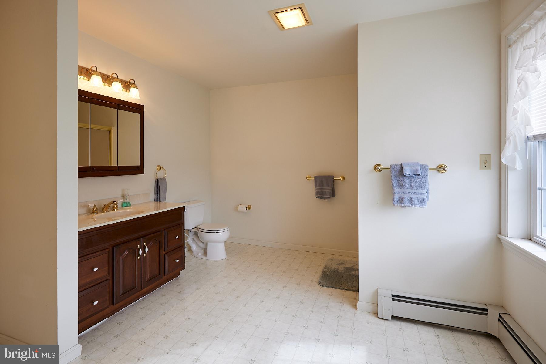 1134 Elephant Road Perkasie, PA 18944 - Photo 39 of 56