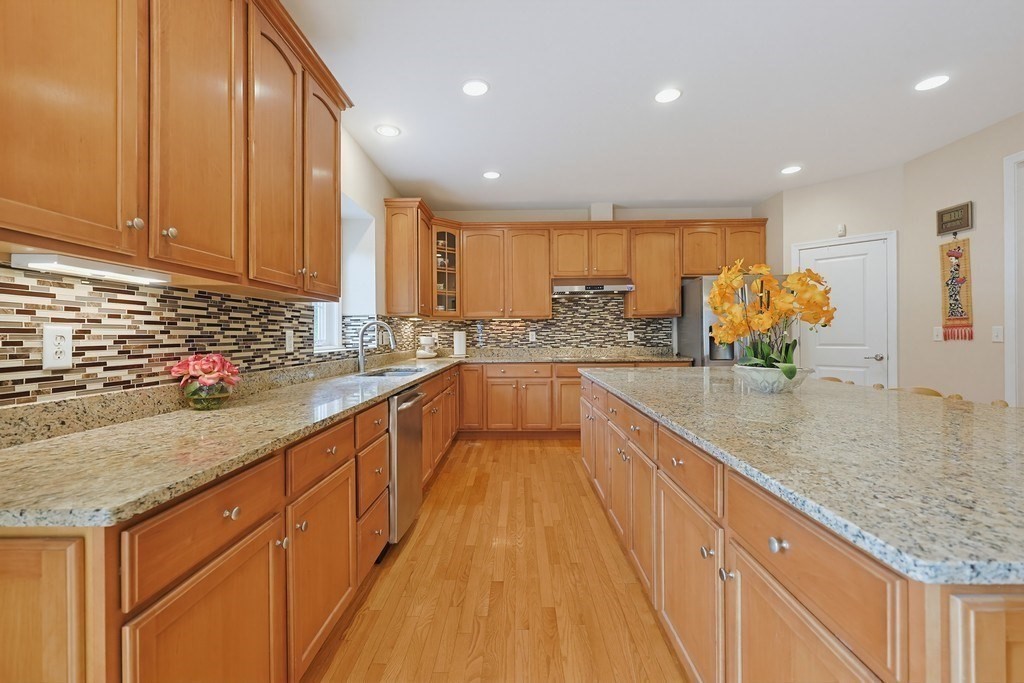 35 Howarth Drive Upton, MA 01568 - Photo 13 of 42