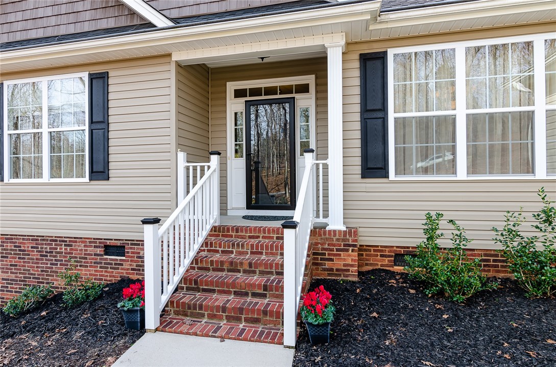 219 North Foxglove Road Westminster, SC 29693 - Photo 6 of 43 Gallery Image 6