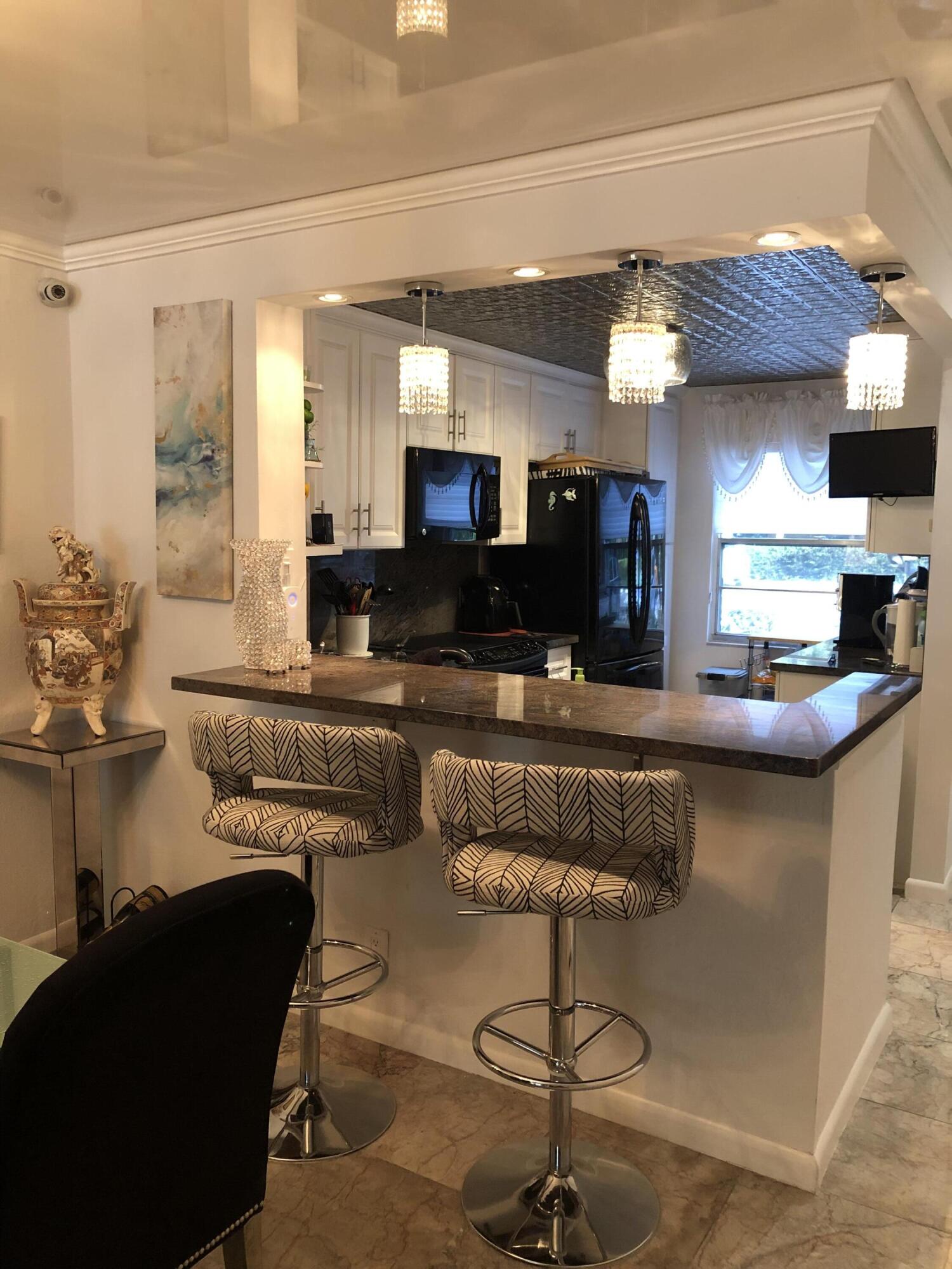 1904 Bermuda Circle, Unit H1 Coconut Creek, FL 33066 - Photo 4 of 72 IMG_1134