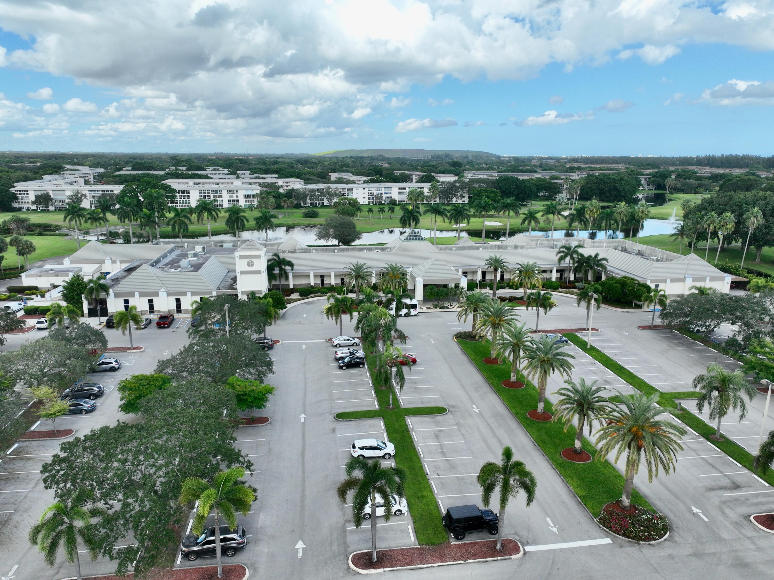 1904 Bermuda Circle, Unit H1 Coconut Creek, FL 33066 - Photo 52 of 72 an aerial view of a city