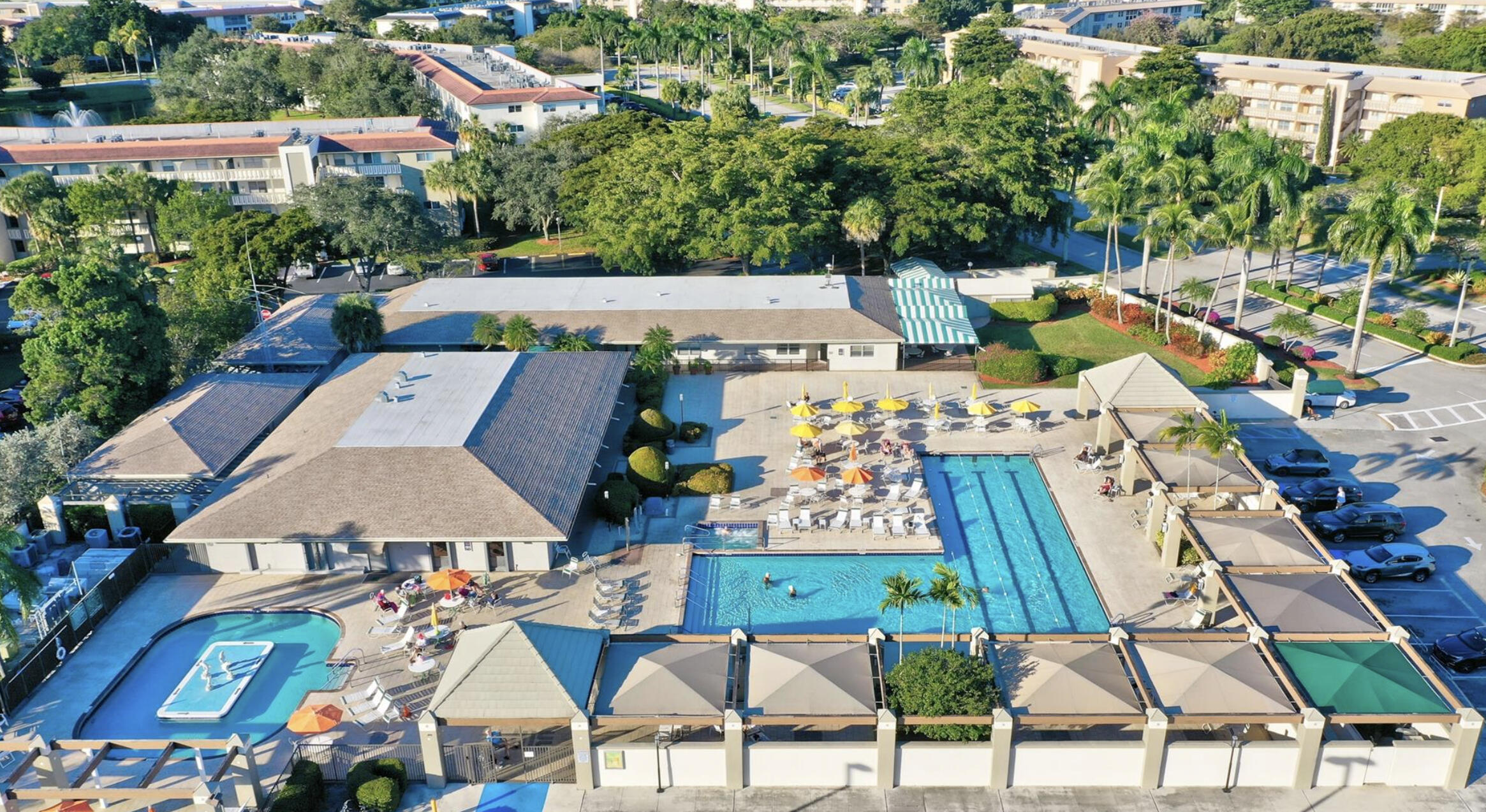 1904 Bermuda Circle, Unit H1 Coconut Creek, FL 33066 - Photo 61 of 72 Wynmoor Main Pool Area